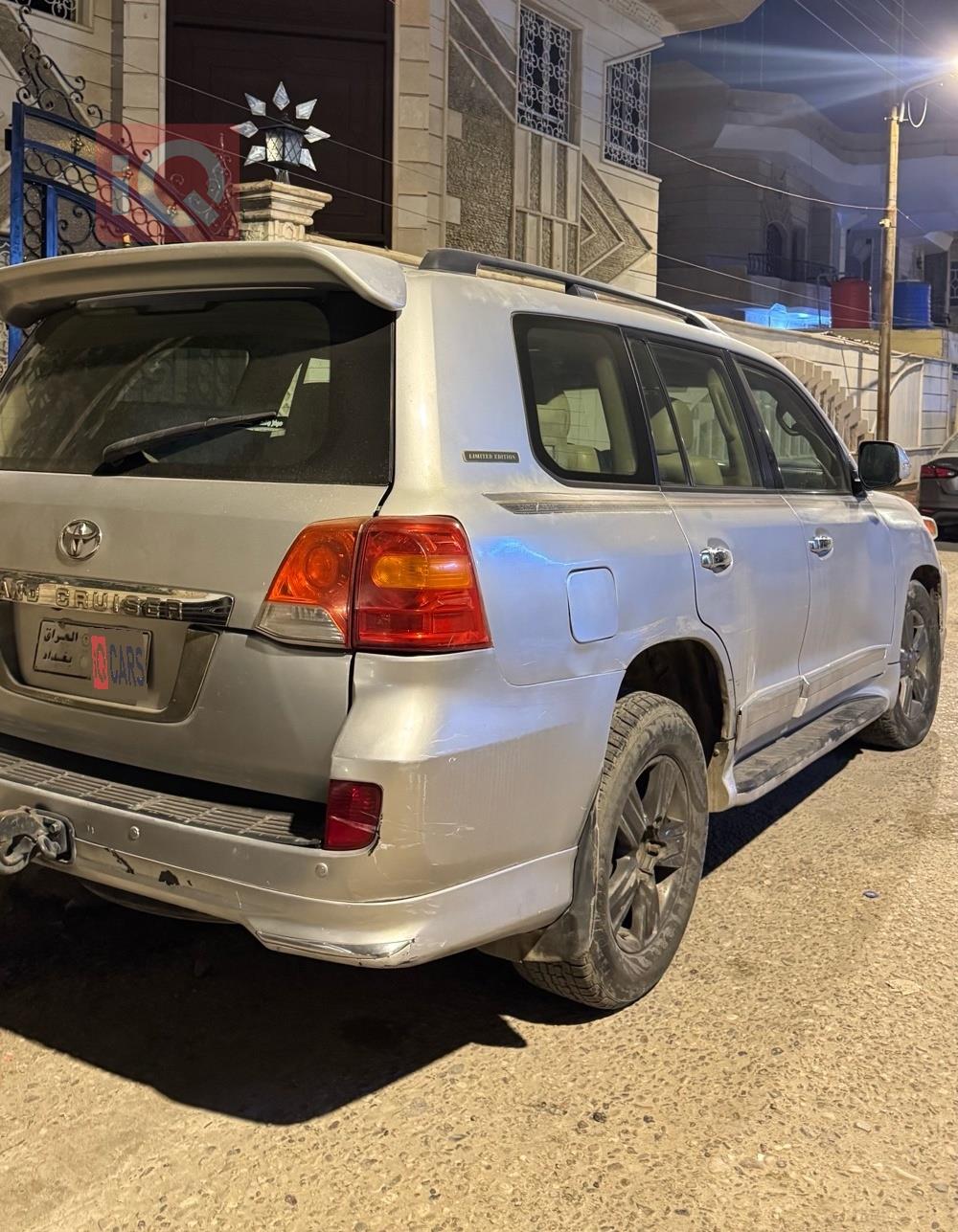 تويوتا لاندكروزر